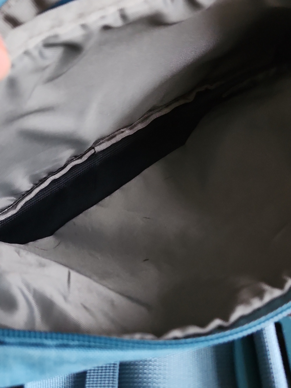 The North Face Two-Tone Belt Bag - Picture 6 of 11